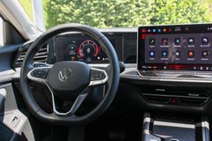 VW Passat Variant Elegance/ IQ DRIVE/ Apple CarPlay