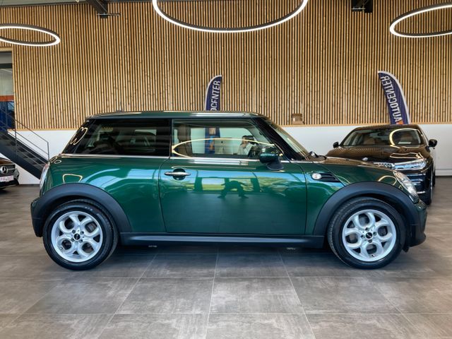 MINI Cooper *SHZ*PDC*NAVI*TEMPOMAT*LEDER*