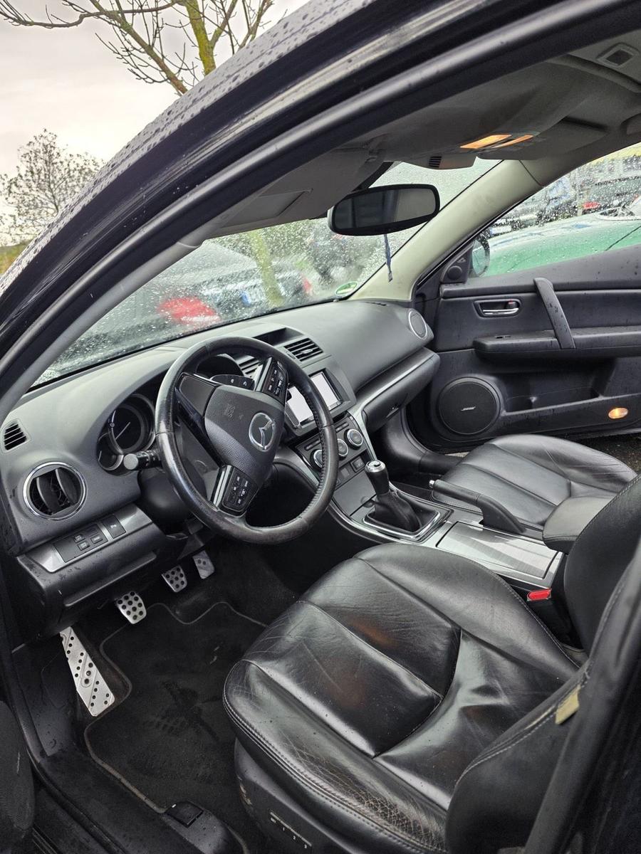 Mazda 2 2011 — photo 12