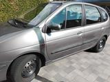 Renault Scenic Expression 1.6 16 V - Renault Scenic aus 2001: 1.6