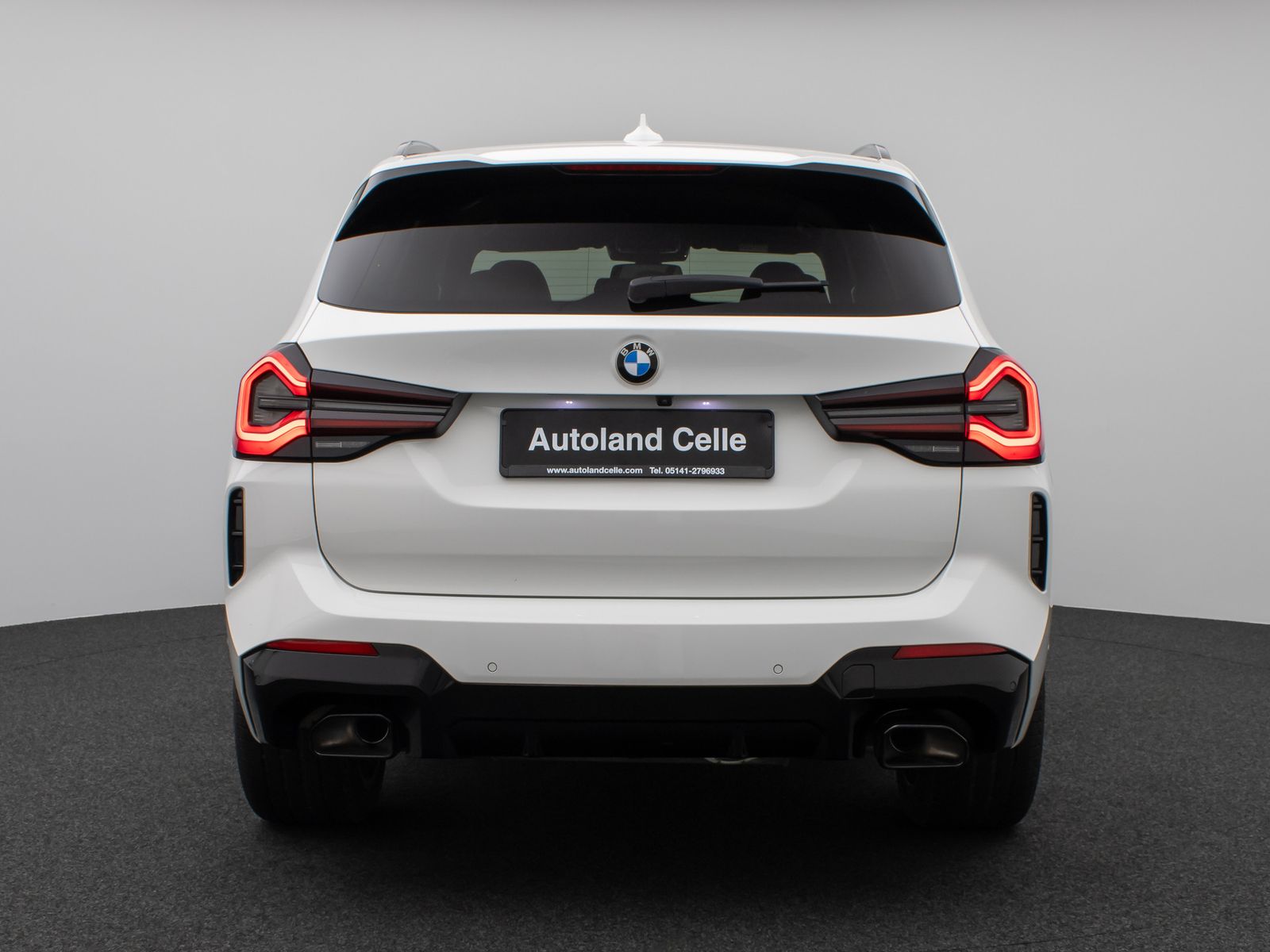 Fahrzeugabbildung BMW X3 xD30d M Sport Kamera DAB HiFi AHK Komfort 20"