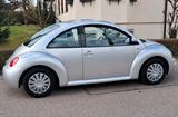 Volkswagen New Beetle, Comfort  - Volkswagen New Beetle mit Benzin-Antrieb: Limousine