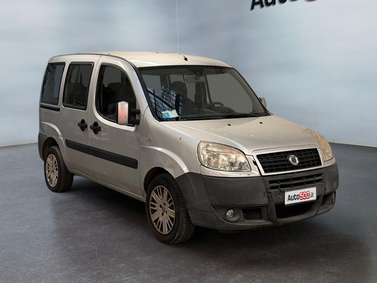 Fiat Doblo 2008 — rear view