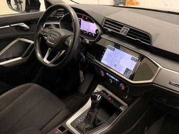 Audi Q3 - 11