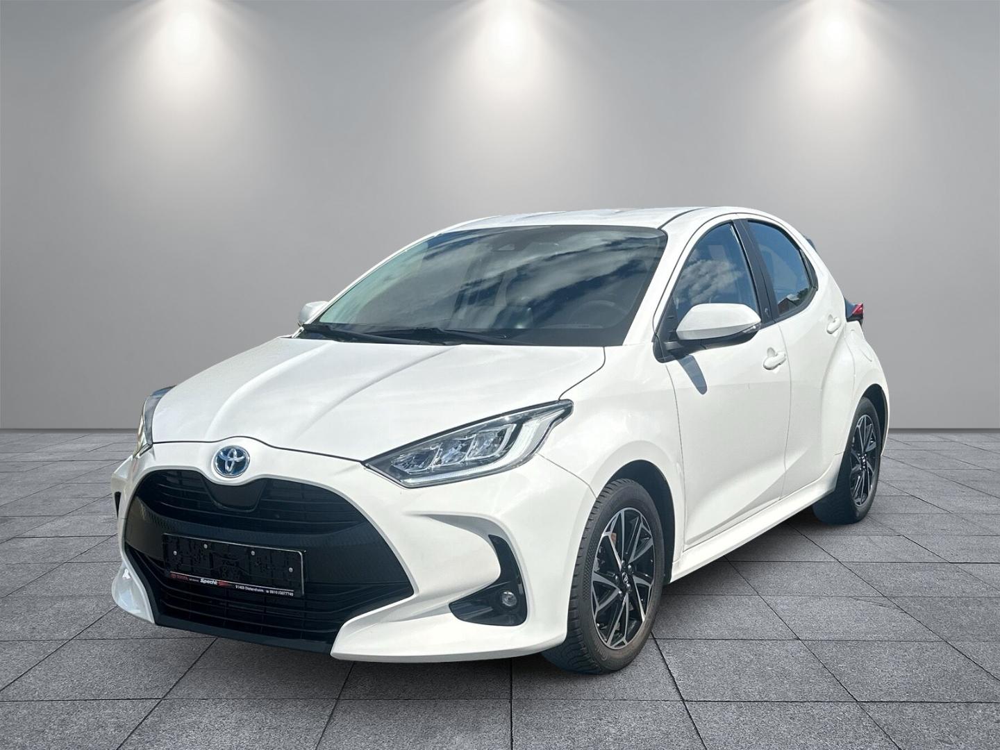 Toyota Yaris Hybrid Team Deutschland LED Apple CarPlay 