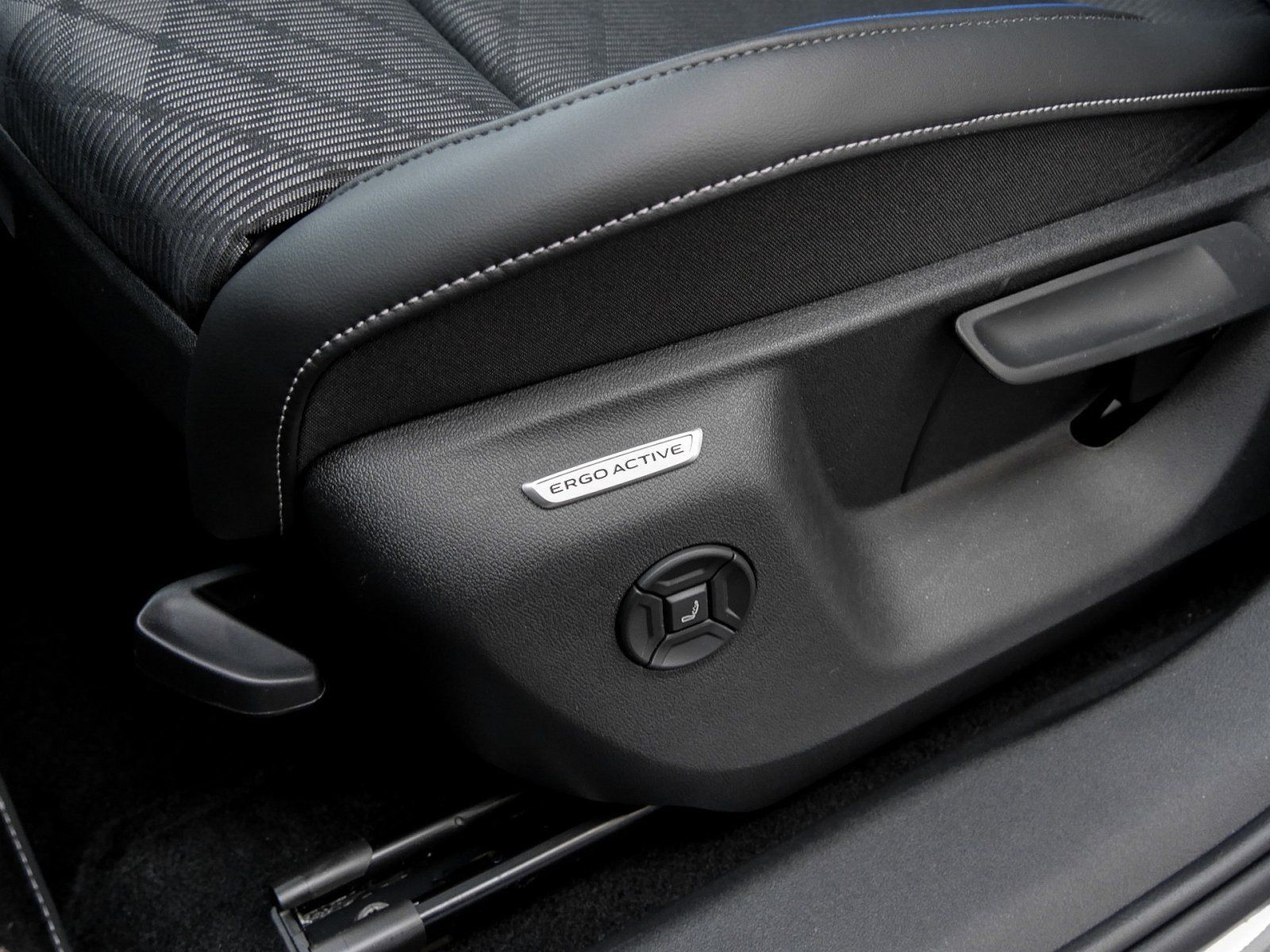 Volkswagen Tiguan - Bild 15