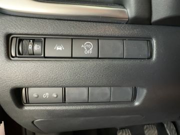 Nissan Qashqai Visia 1.3 DIG-T 140 PS AHZV Einparkhilfe