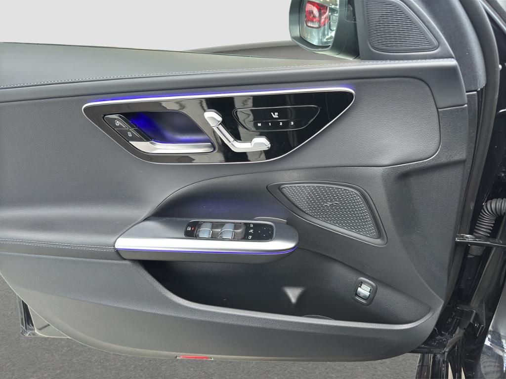 Fahrzeugabbildung Mercedes-Benz C 220 d T-Modell AMG Line*Night Paket*AHK*360