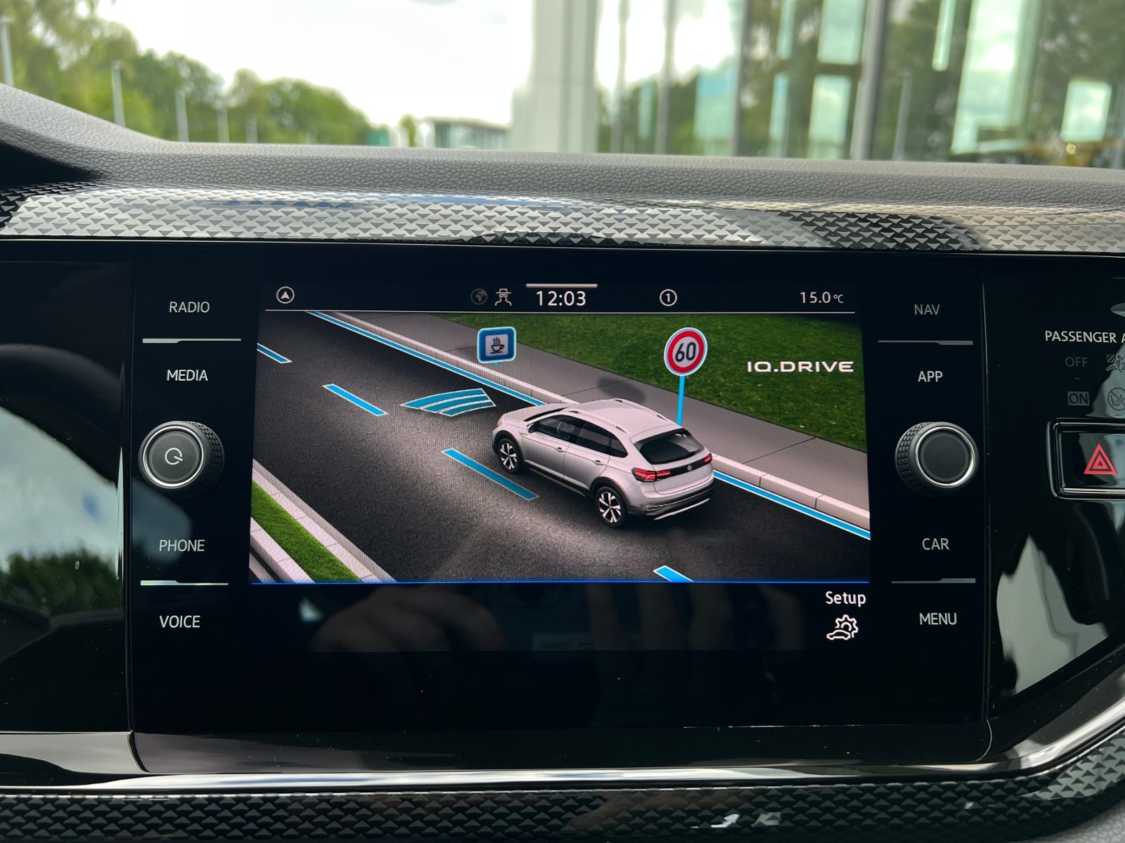 Fahrzeugabbildung Volkswagen Taigo Life 1,0 l TSI *LED, Navi, Kamera, 16''-LM