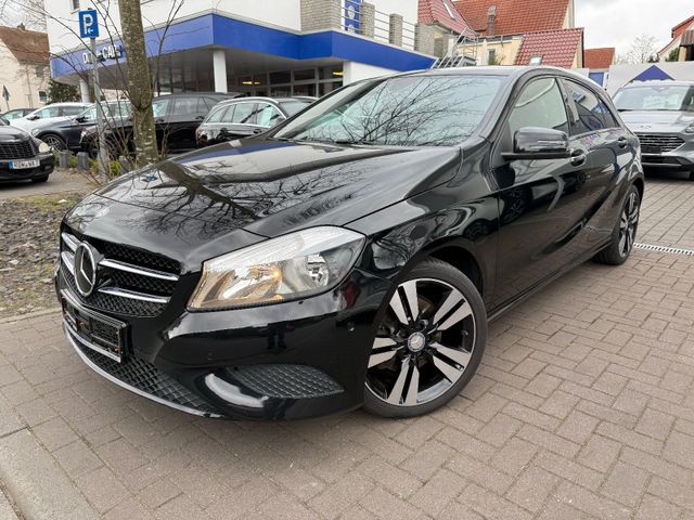 Mercedes-Benz A 180 BlueEfficiency PDC/SHZ/NAVI/H&K-Sound