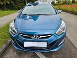 Hyundai i40 cw 1.7 CRDi FIFA World Cup EDT. Gold 100... - Hyundai i40 mit Diesel-Antrieb: Kombi