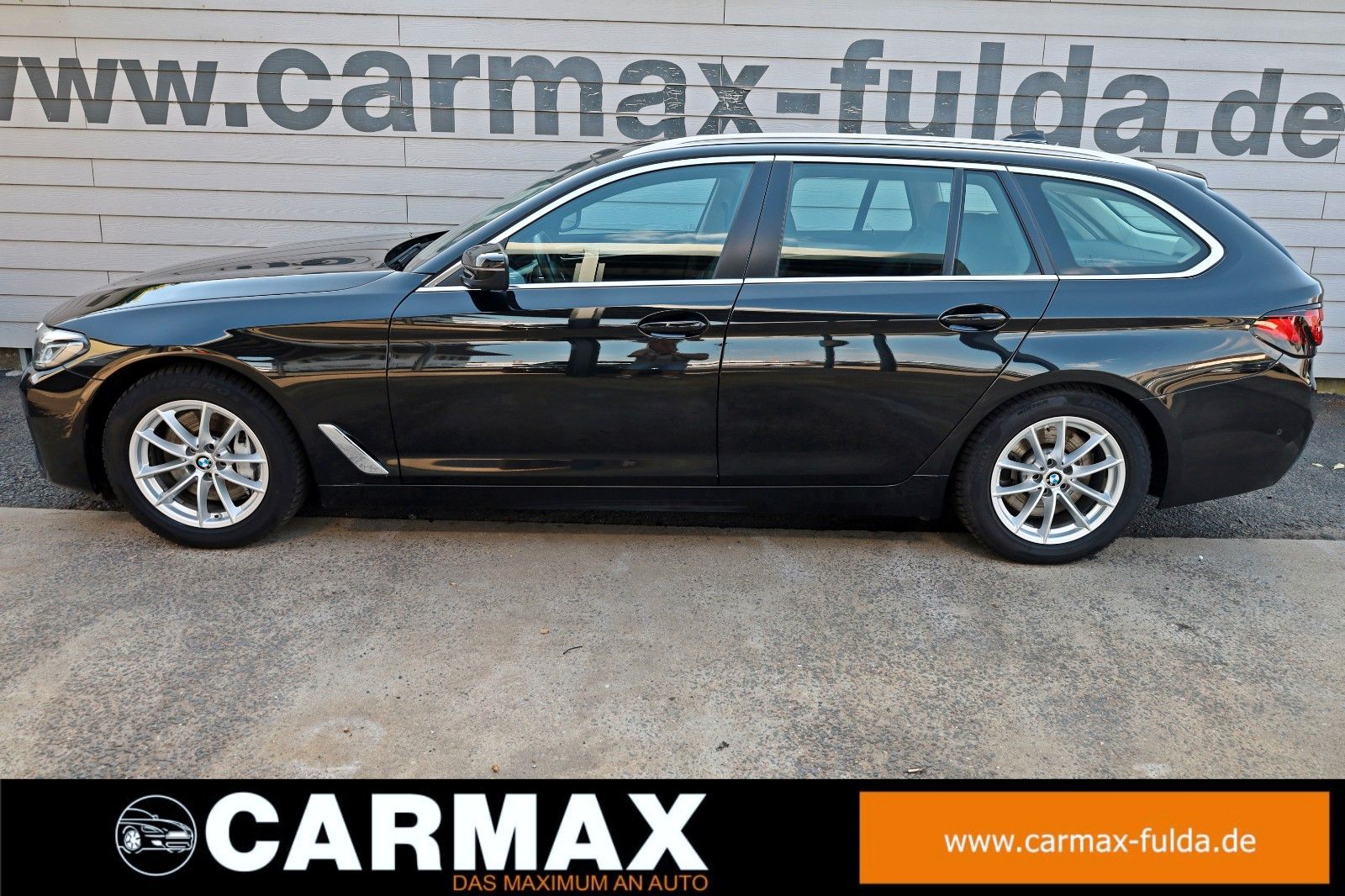 Fahrzeugabbildung BMW 530 d xDrive, Leder,Navi,LED,SH,HUD,Kamera