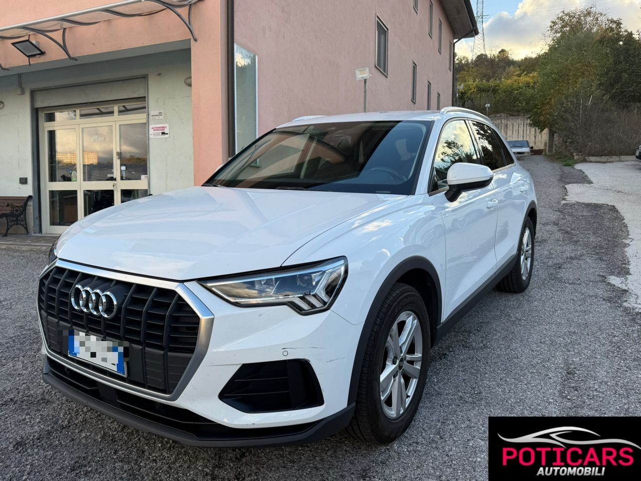 Audi Q3 35 TDI Business