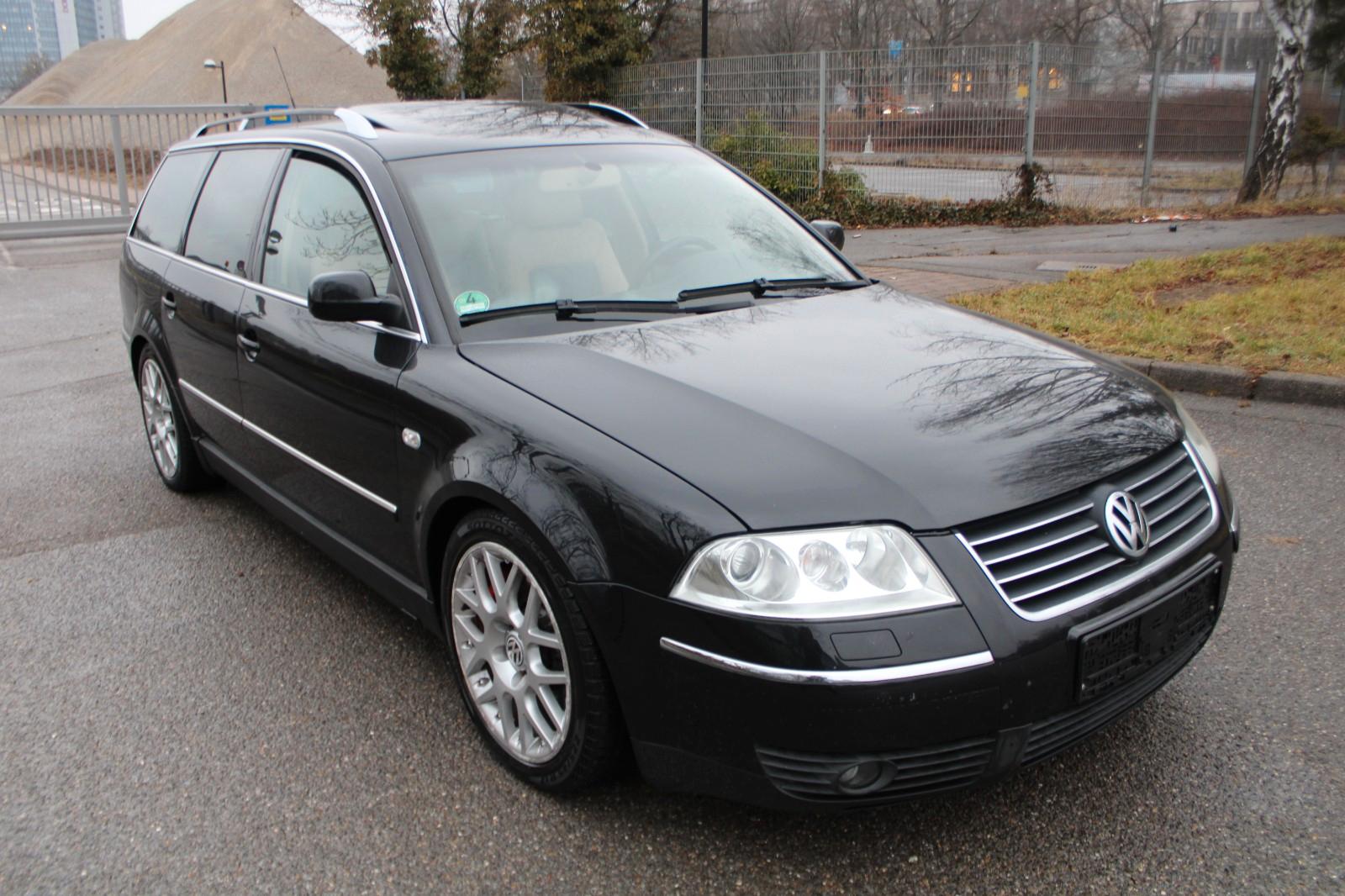 Volkswagen Passat Variant 4.0L W8 4MOTION*NAVI*RECARO*LEDER