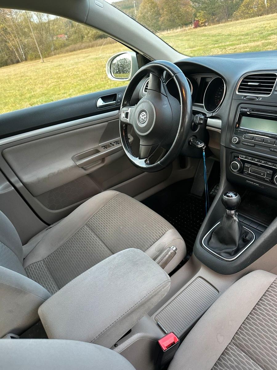 Volkswagen Golf 2011 — photo 7