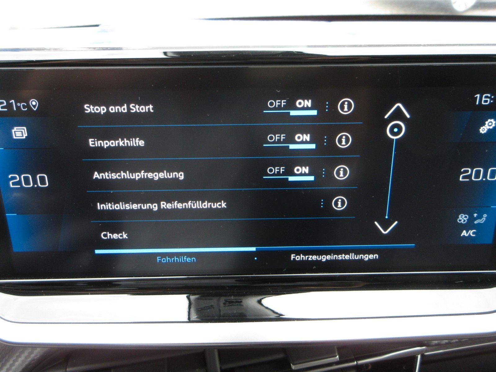 Fahrzeugabbildung Peugeot 208 Allure 1.2T LED/NAVI/PDC/R´CAM/VIRTUAL/TEMPO