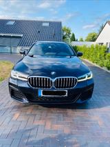 BMW 540i xDrive Touring A - - BMW 540 in Bremen