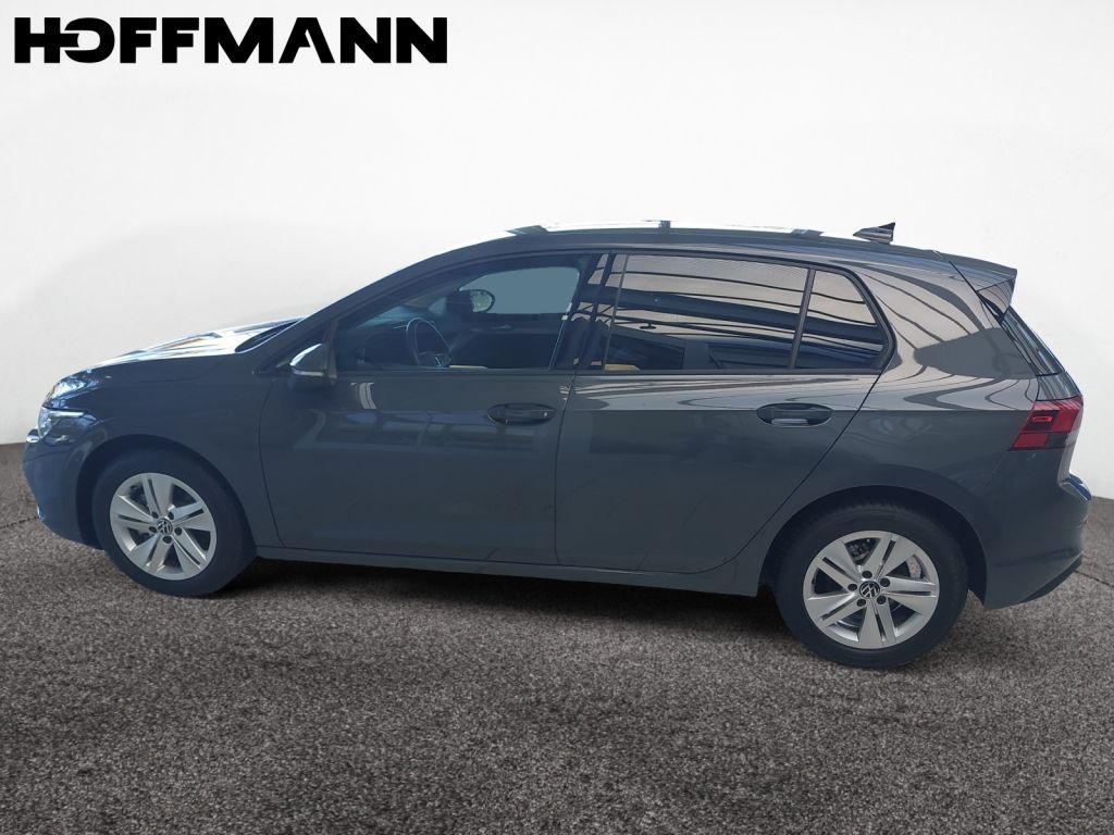 Fahrzeugabbildung Volkswagen Golf 1.5 TSI Life LED Rear View