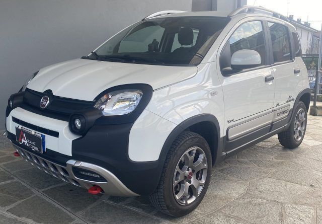 Altele FIAT Panda 0.9 TwinAir Turbo S&S 4x4