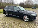 Audi SQ7 4.0 TDI wenig km - schwarze Audi SQ7