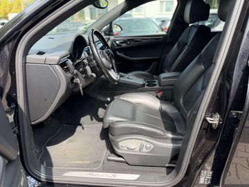 Porsche Macan - 10