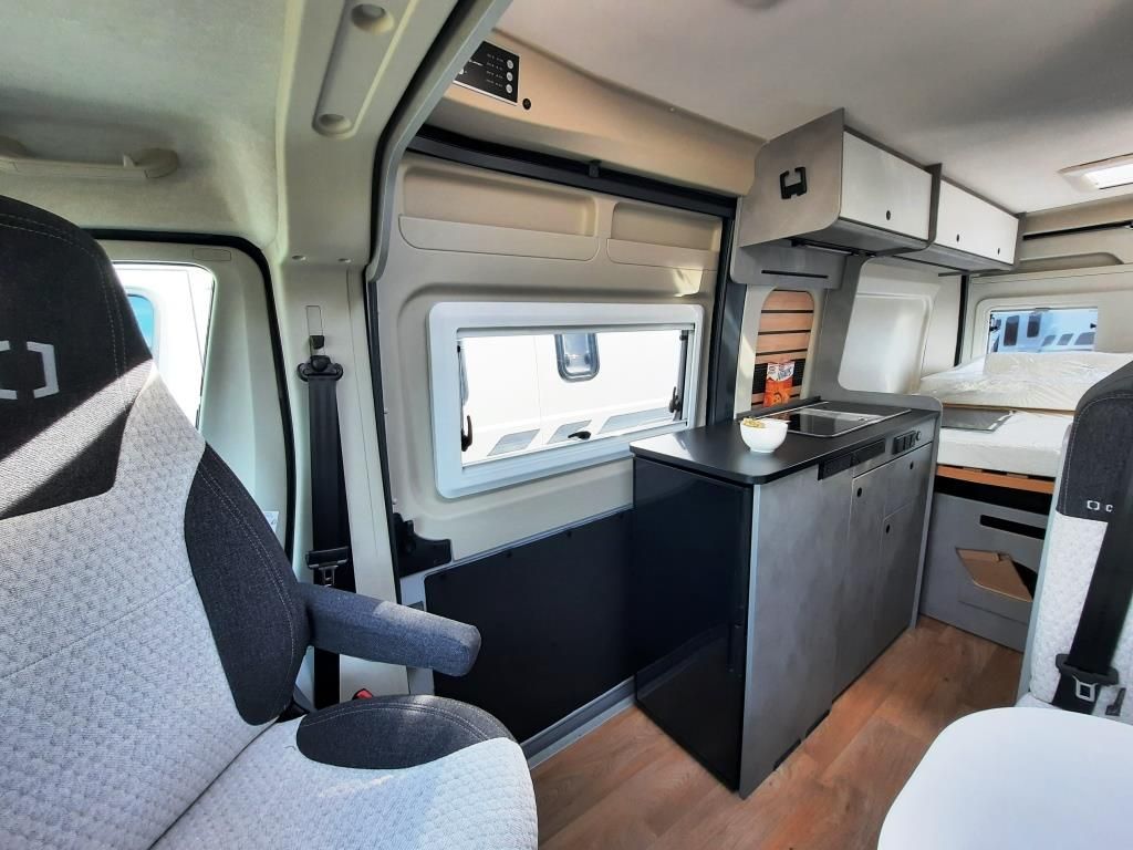 Fahrzeug Übersicht 7 Fahrzeugabbildung Crosscamp ELMNT 6.0 DS Verfüg./Sparen Sie 1.299,- €