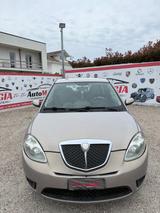 Lancia Ypsilon 1.3 MJT 75 CV Platino - Lancia Ypsilon Platino mit Diesel-Antrieb