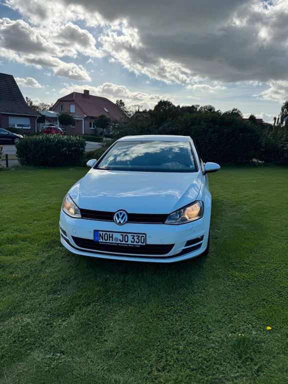 Image of Volkswagen Golf