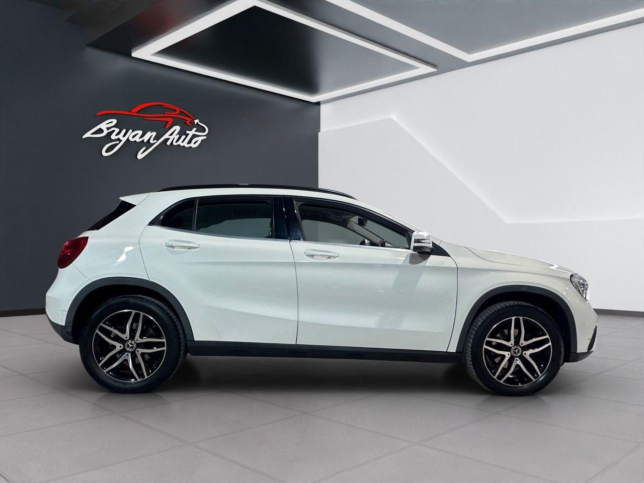 Mercedes-Benz GLA 200