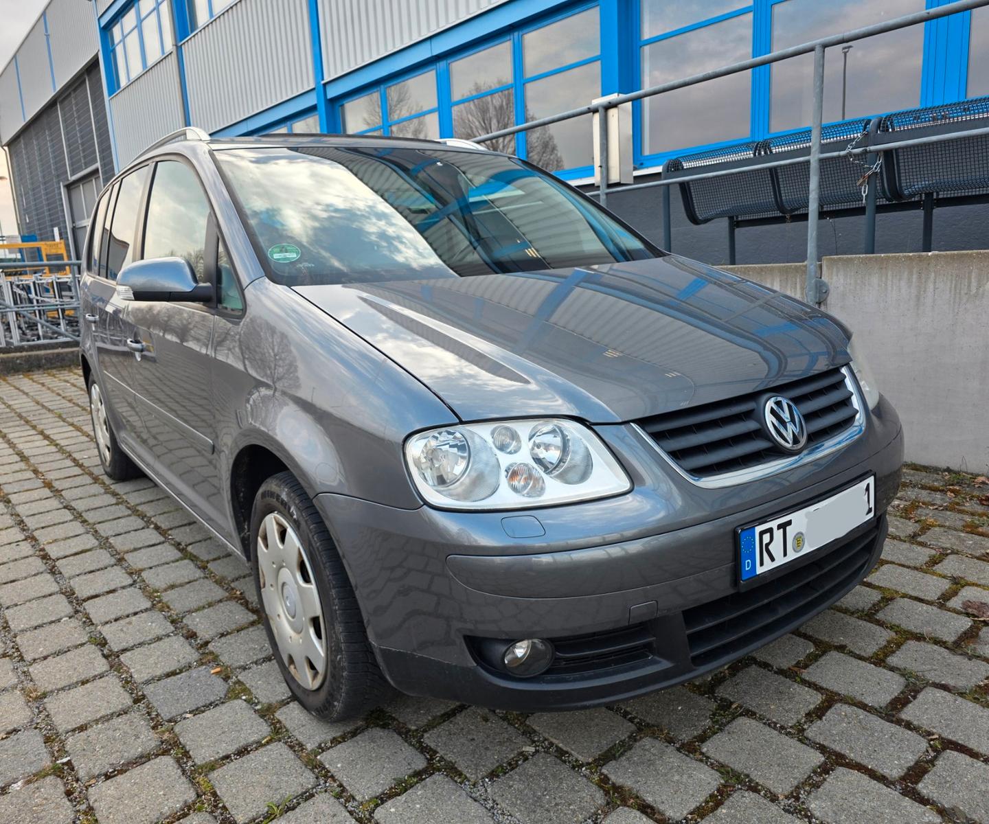 Volkswagen Touran 1.9Highline/GARANTIE/7SITZE/TÜV01.27/AHK