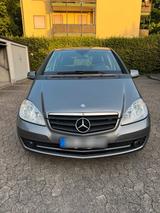 Mercedes-Benz Mercedes A 160, Tüv neu, Service neu, Reif... - Mercedes-Benz A 160 in Freiburg