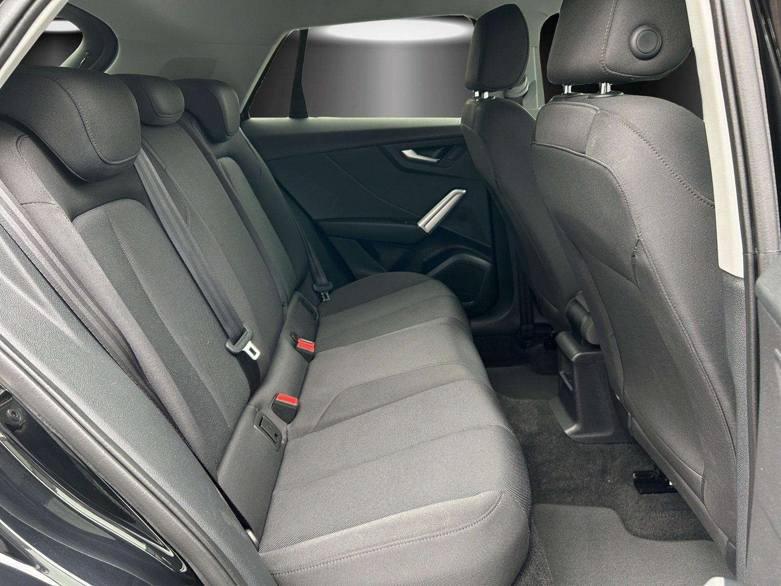 Fahrzeugabbildung Audi Q2 35 1.5 TFSI S-tronic S-line/MMI-Navi/LED/APS+