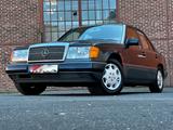 Mercedes-Benz 300E*W124*Klima*Servo*Alu*eFenster*ZV* - Mercedes-Benz 300 aus 1992: 300se