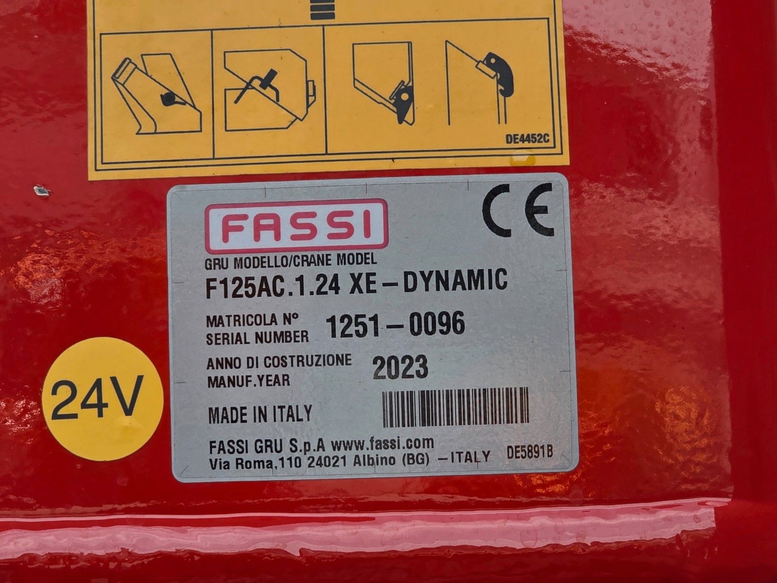 Fahrzeugabbildung Iveco X-Way AD190X54/P Fassi F125AC.1.24 Funk AHK