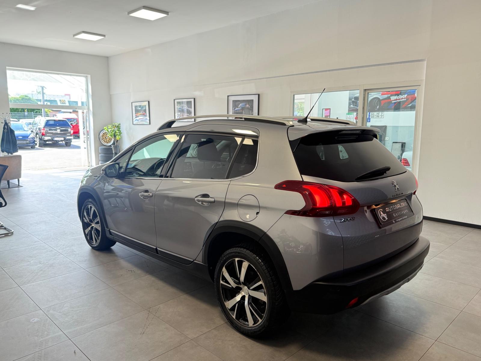 Peugeot 2008 Allure Blue HDI 120  Automatik/Kamera/Leder