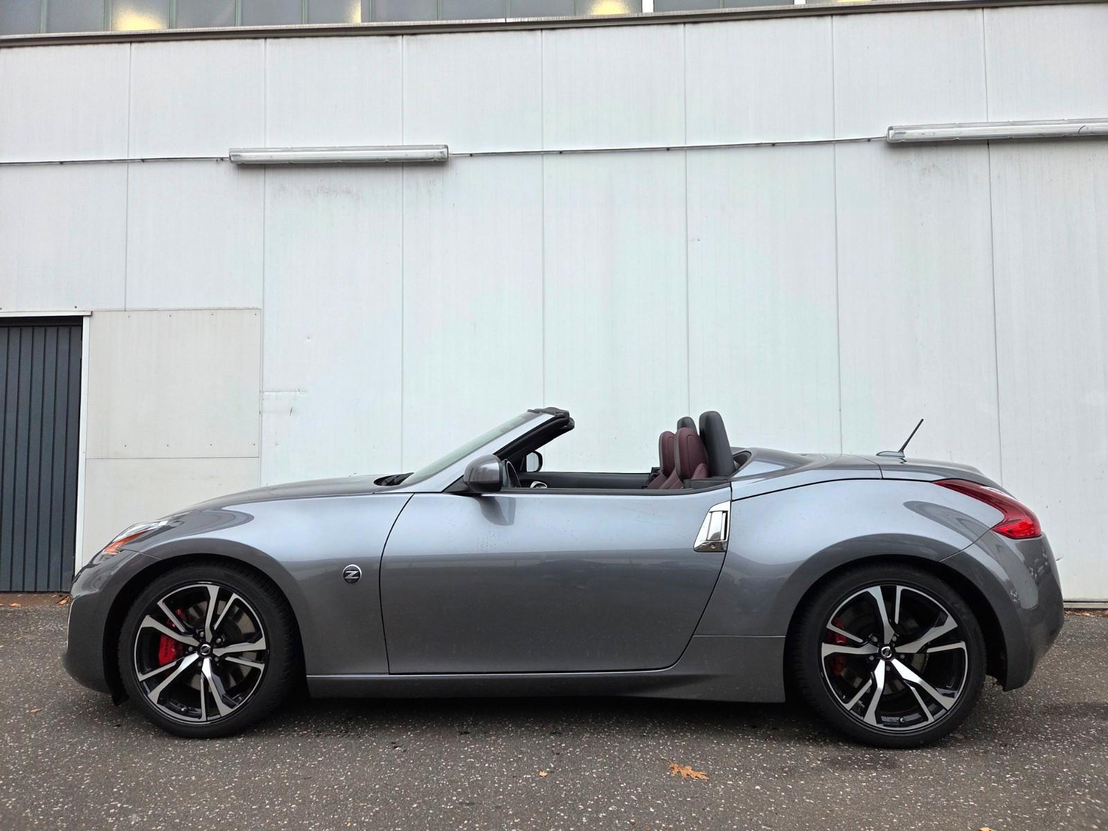 Nissan 370Z Cabrio Schalter!