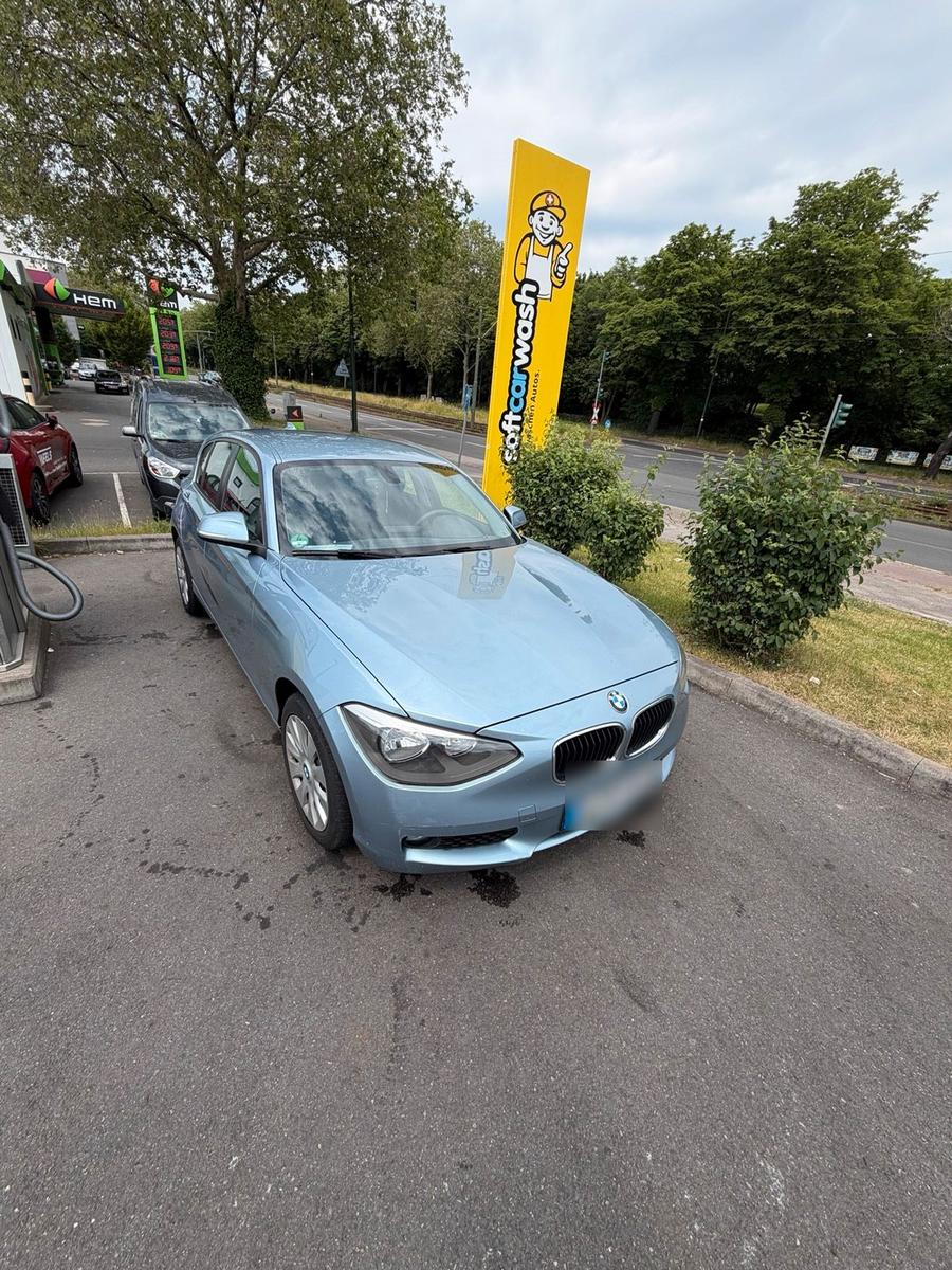 BMW 116, 2011