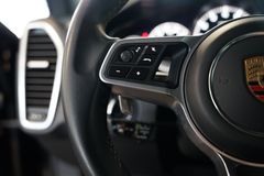 PORSCHE Cayenne S | InnoDrive | Pano | Matrix | AHK PORSCHE Cayenne S | InnoDrive | Pano | Matrix | AHK