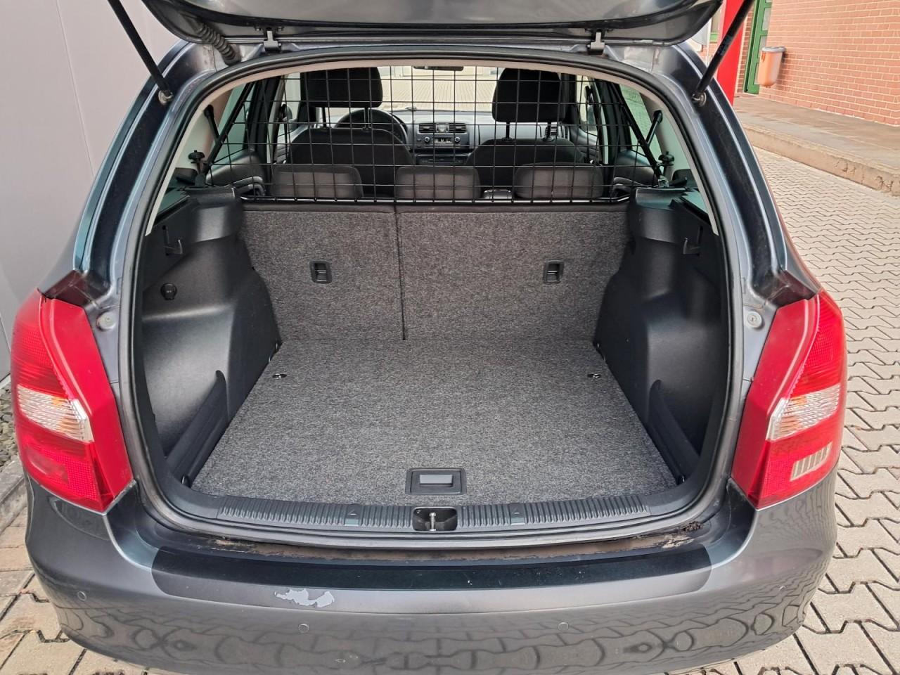 Skoda Fabia 2010 — photo 13
