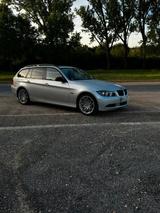 BMW E91 318D 2.0 Diesel / M47 / Top - BMW 318 aus 2007: 318d