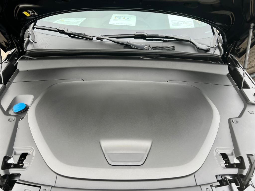 VOLVO EX40 Electric,Extend. R.Ultra Black Ed.,Licht-P VOLVO EX40 Electric,Extend. R.Ultra Black Ed.,Licht-P