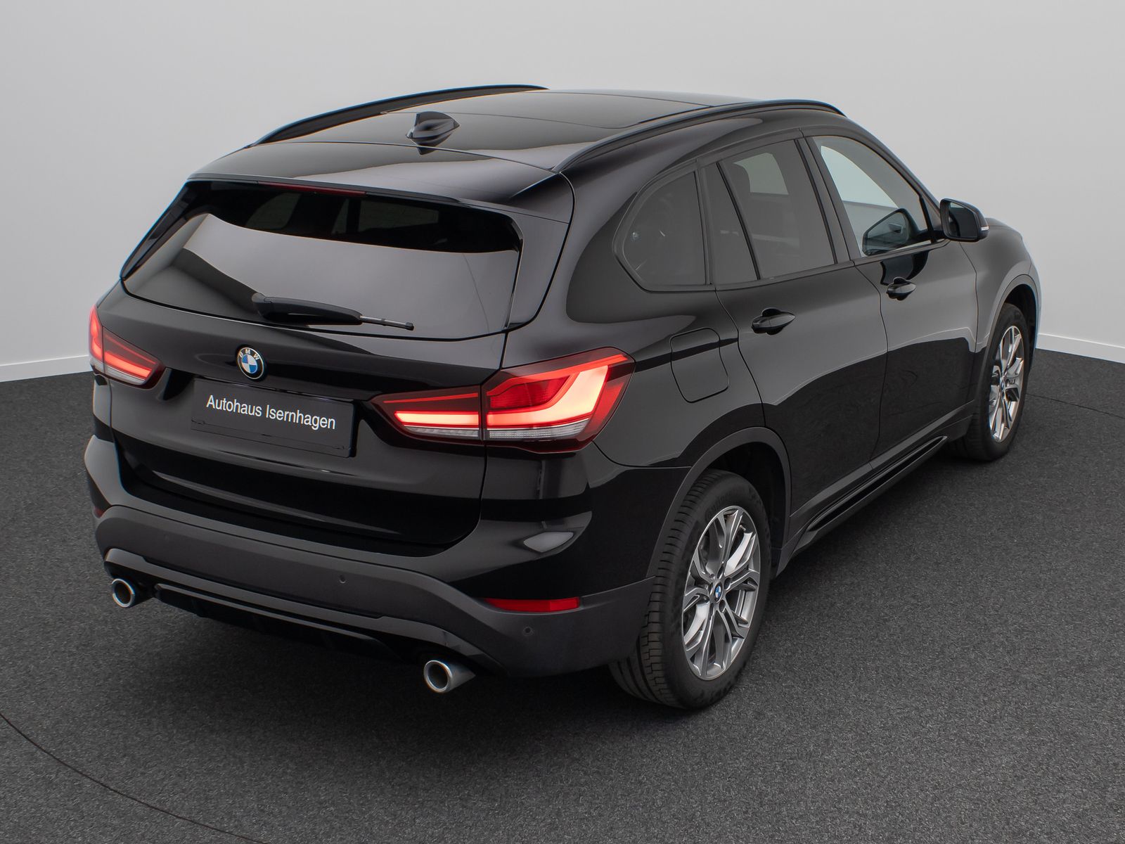 Fahrzeugabbildung BMW X1 sD20d Sport Line ACC Kamera DAB HUD Panorama