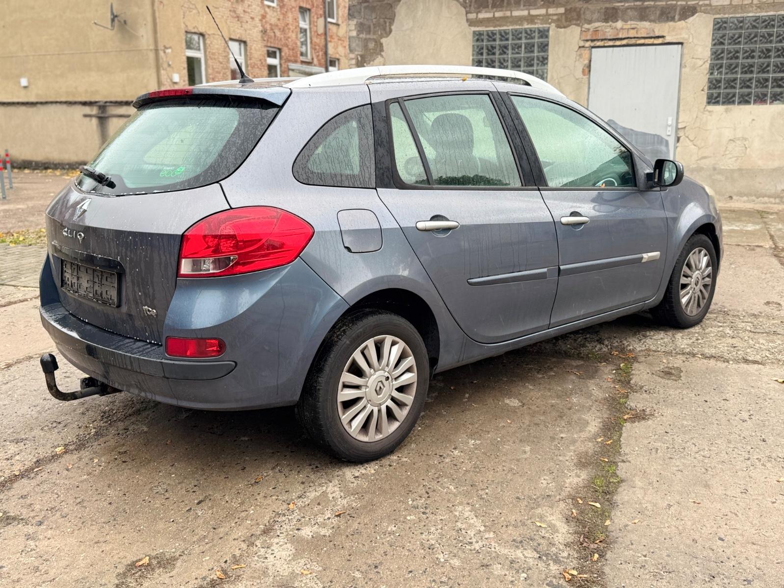 Renault Clio 2011 — photo 6