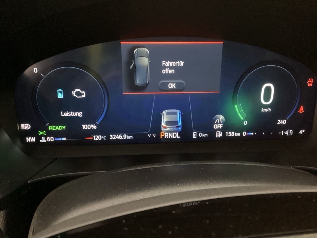 Fahrzeugabbildung Ford Kuga Plug-In Hybrid Active X HUD Navi Digitales