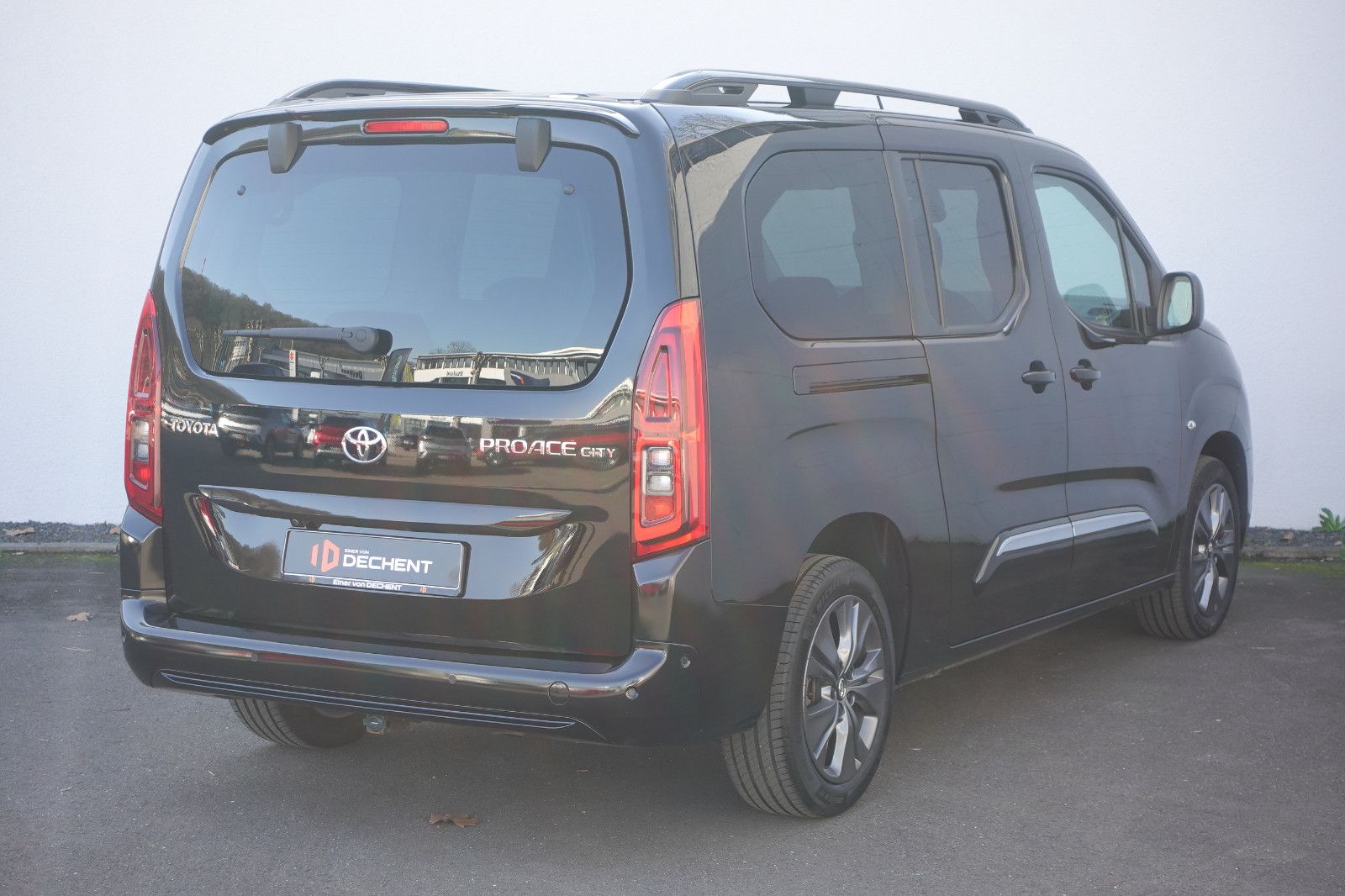 Fahrzeugabbildung Toyota Proace City Verso L2 Executive 1.2T,Navi,Kamera
