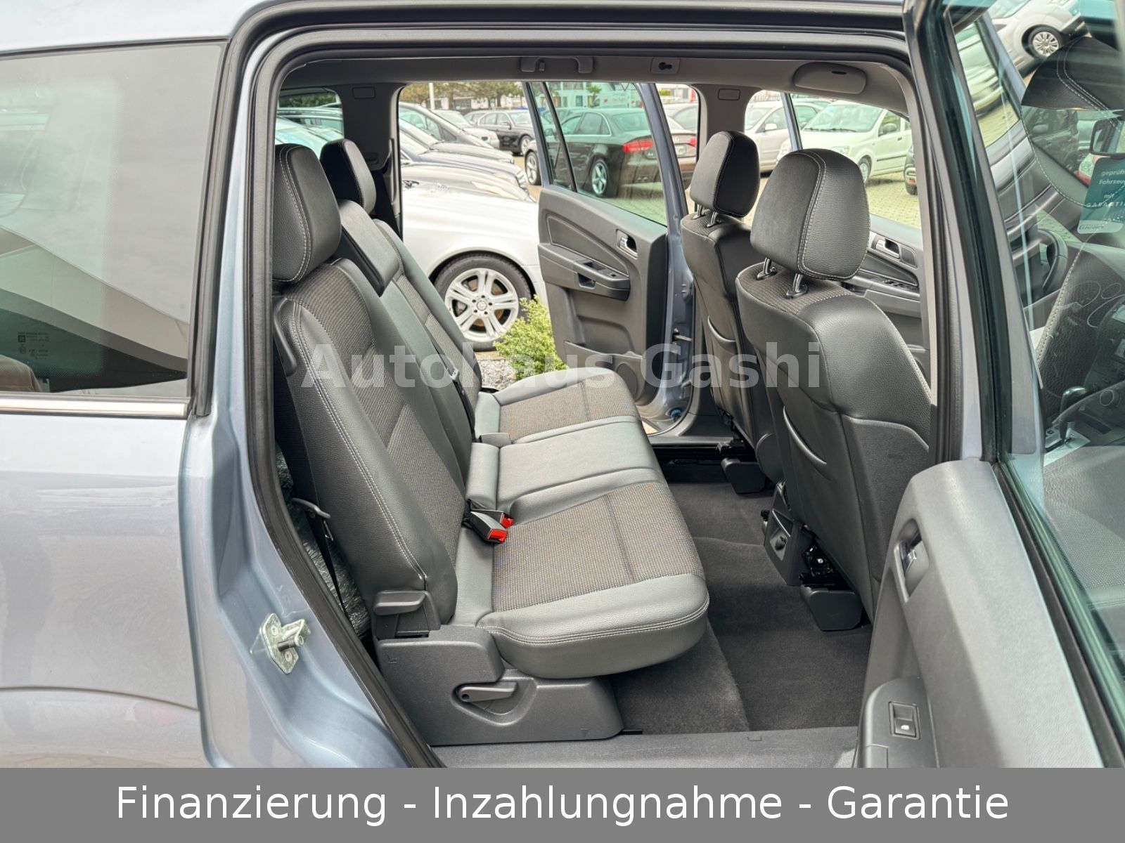 Fahrzeugabbildung Opel Zafira 1.9CDTI*Innovation*Automatik*7.Sitze*SHZ