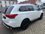 Mitsubishi Outlander Top 4WD 7 Sitzer - Mitsubishi Outlander: Weiß