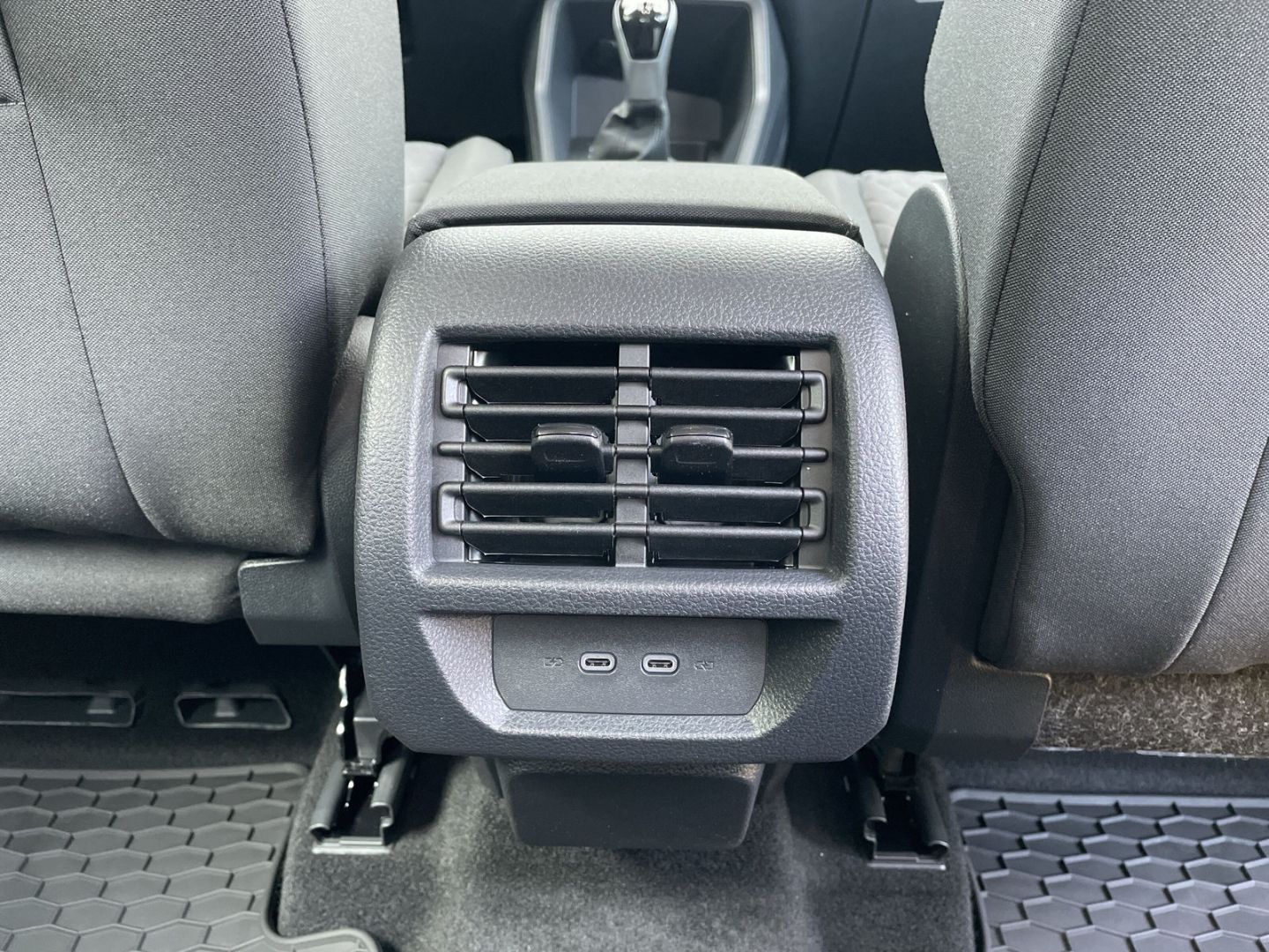 Caddy Life 2.0 TDI 5-Sitzer Kamera/Sitzhzg/App-C