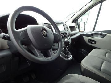 Renault Trafic - 12