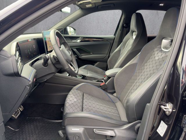 Tiguan R-Line 2.0 TDI 4M HuD/AHK/STHZ/PANO/LM20